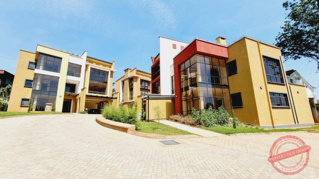 Townhouse For Sale in Lavington