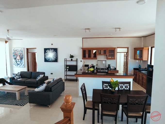 PAZURI AT VIPINGO