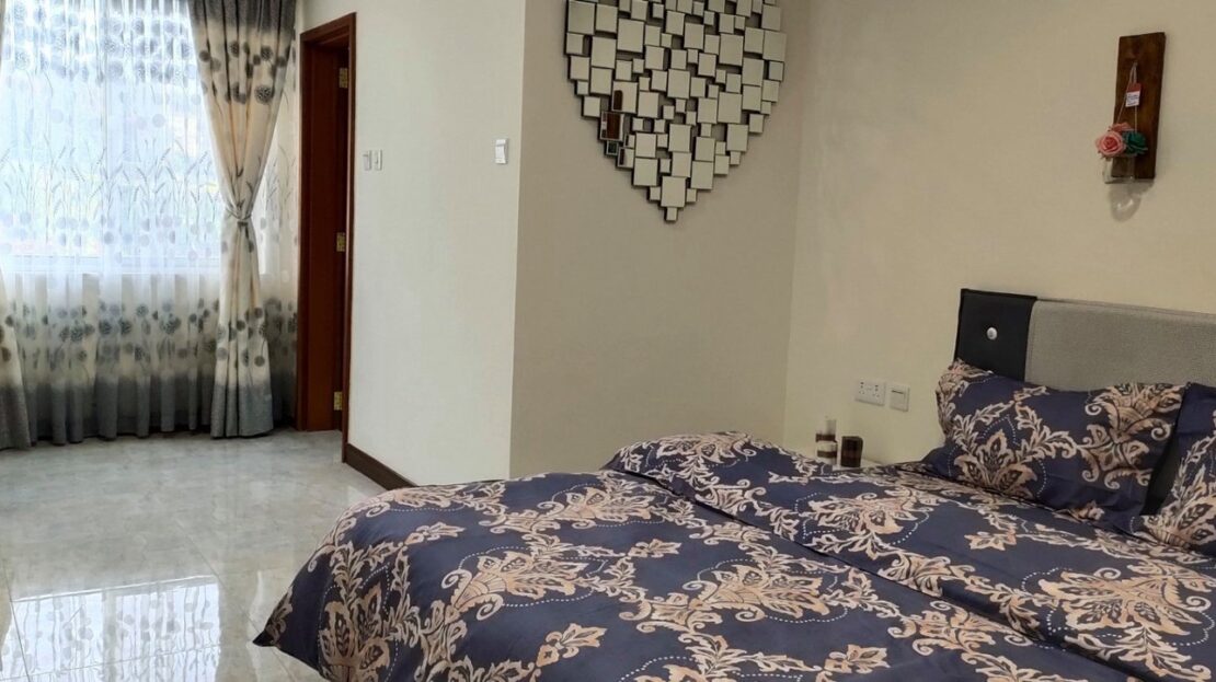 3 Bedrooms + Dsq 2,800 Sqft Fully Furnished Apartment, Kilimani, Nairobi