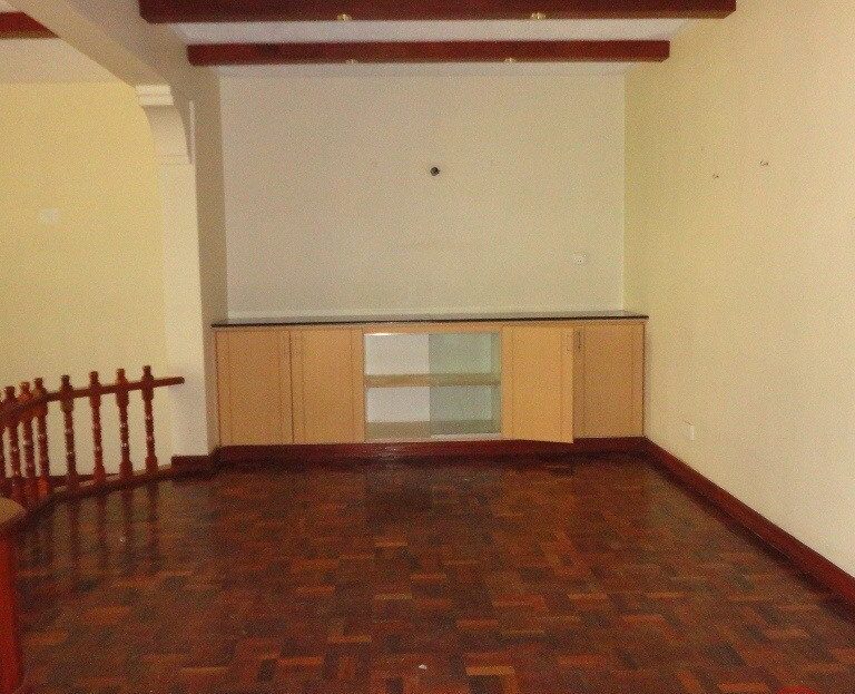 5 BEDROOM WITH DSQ TOWNHOUSE FOR SALE IN LAVINGTON KAPUTEI GARDENS AT, Kileleshwa, Nairobi