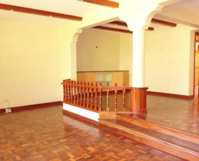 5 BEDROOM WITH DSQ TOWNHOUSE FOR SALE IN LAVINGTON KAPUTEI GARDENS AT, Kileleshwa, Nairobi