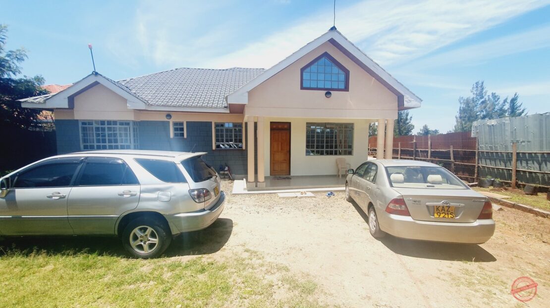 Spacious 3 Bedrooms Plus Sq All En-Suite Bungalow For Sale In Ngong Town., Kajiado County > Ngong Town, Nairobi
