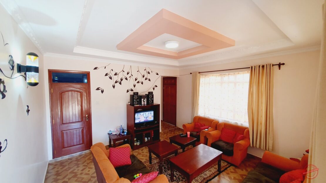 Spacious 3 Bedrooms Plus Sq All En-Suite Bungalow For Sale In Ngong Town., Kajiado County > Ngong Town, Nairobi