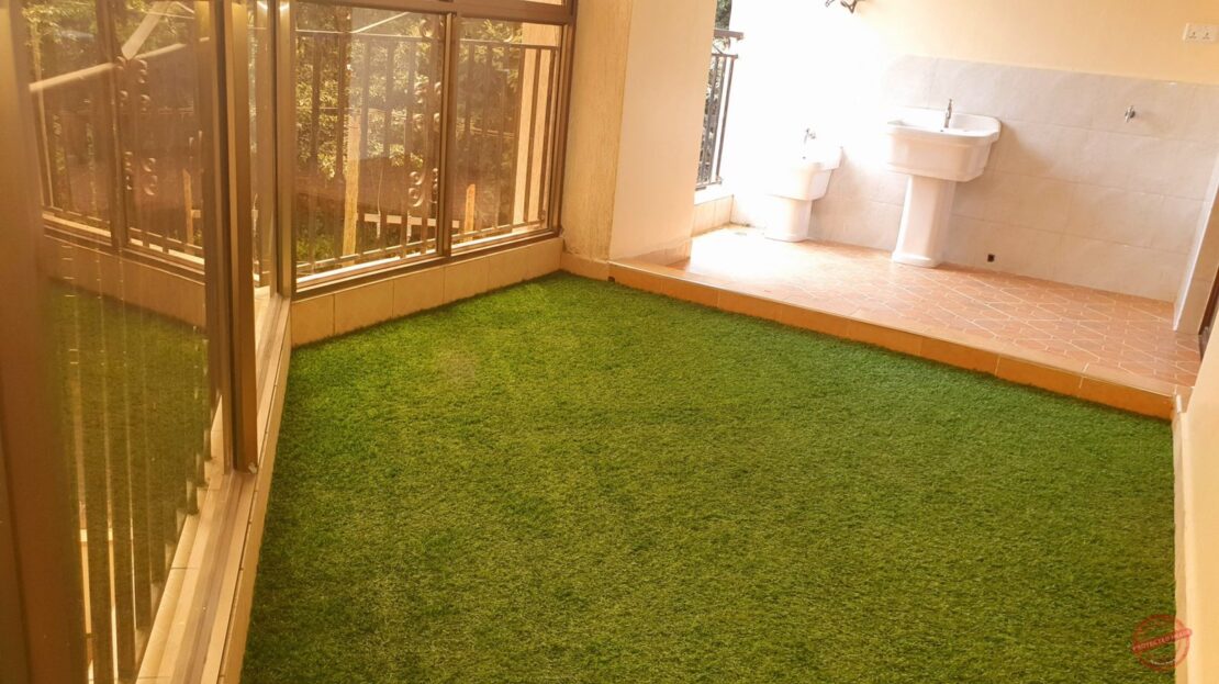 Spacious 3 $ 4 Bedrooms With DSQs Apartment FOR SALE And In Kilimani., Kilimani|Lavington, Nairobi