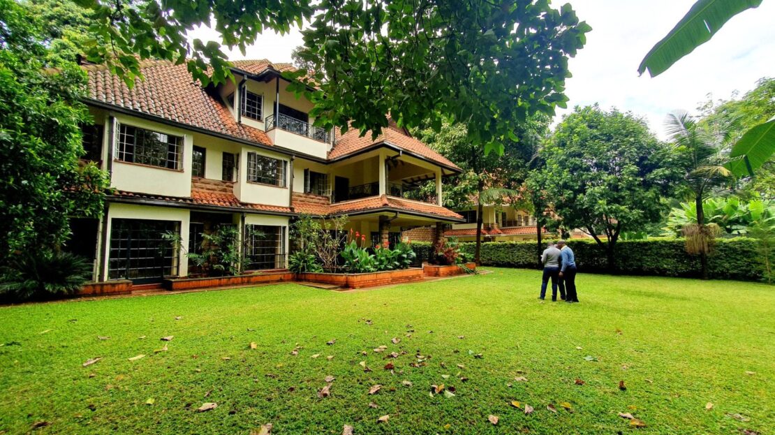 ROSSLYN 5 BEDROOMS HOUSES+ 2SQ HOUSE TO LET, Runda, Nairobi