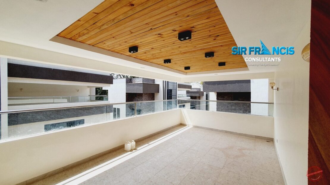 Exclusive 5 Bedrooms Townhouse For Sale In Lavington, Nairobi