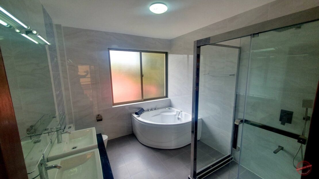 New 5 Bedrooms + Sq Townhouse FOR SALE In Lavington, Nairobi