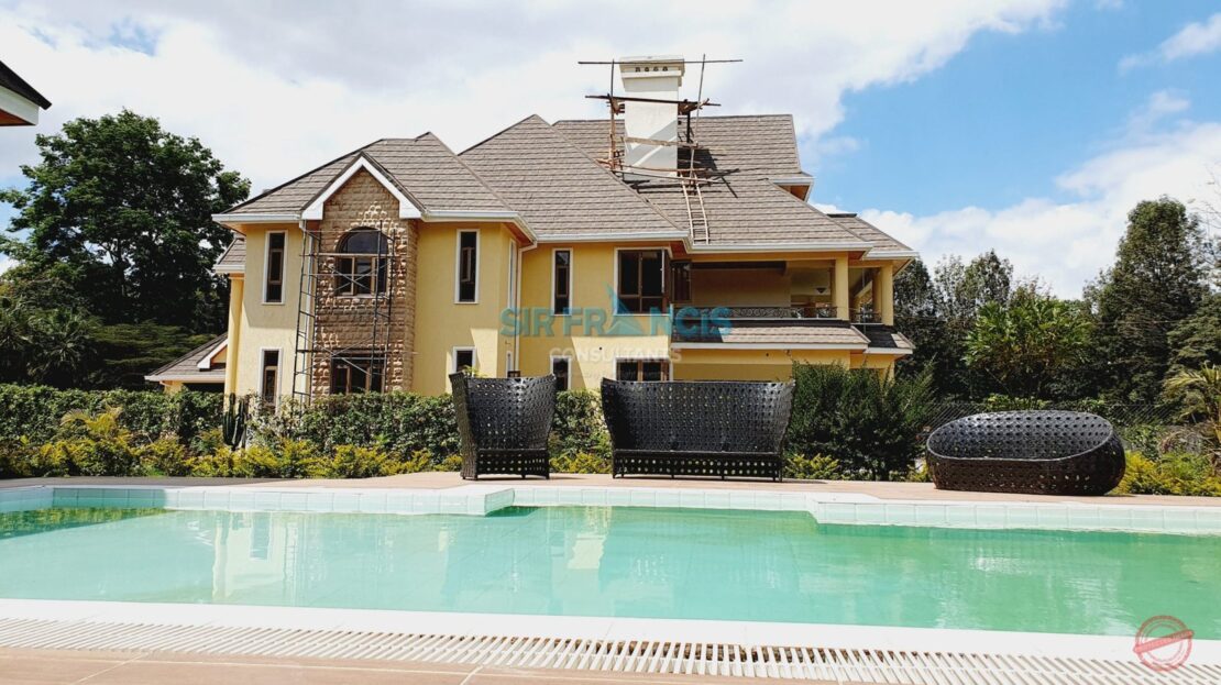 5 Bedrooms Villas For Sale In Karen, Sitting On 1 Acre, Nairobi