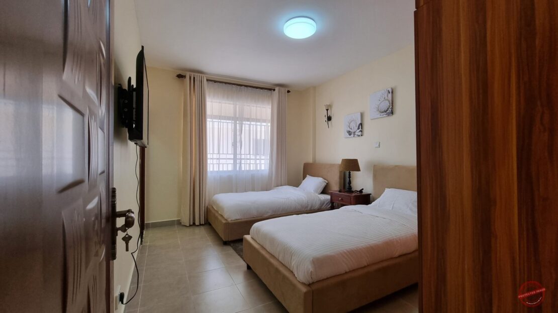 FULLY FURNISHED 4BR + SQ TO LET IN LAVINGTON. 7 BEDS, Each Room With Own Tv., Nairobi