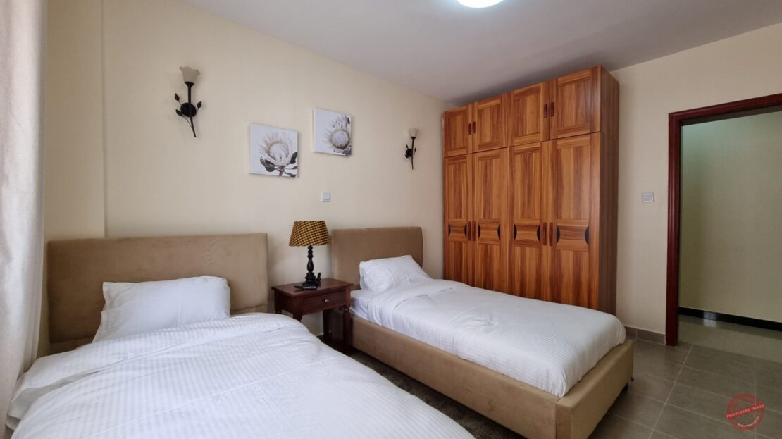 FULLY FURNISHED 4BR + SQ TO LET IN LAVINGTON. 7 BEDS, Each Room With Own Tv., Nairobi