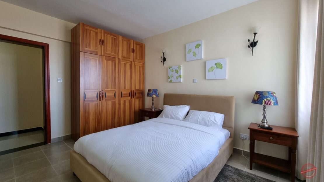 FULLY FURNISHED 4BR + SQ TO LET IN LAVINGTON. 7 BEDS, Each Room With Own Tv., Nairobi