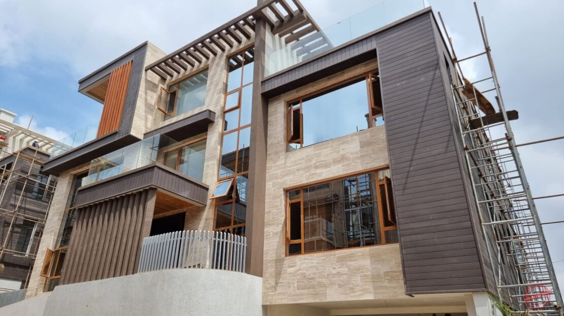 Fully Furnished 6 Bedrooms + Dsq 670 Sqm Villa For Sale In Lavington, Nairobi