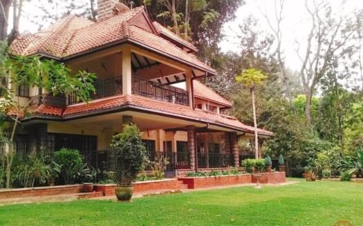 ROSSLYN 5 BEDROOMS HOUSES+ 2SQ HOUSE TO LET KSH. 400,000PM.