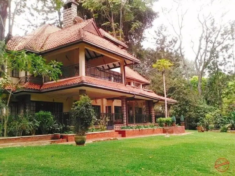 ROSSLYN 5 BEDROOMS HOUSES+ 2SQ HOUSE TO LET KSH. 400,000PM.