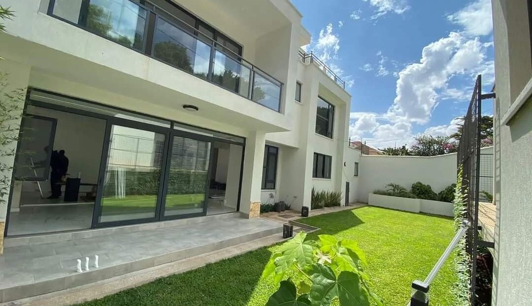 5 BedroomS + 2 Sq Modern Townhouses For Sale In Lavington, Nairobi