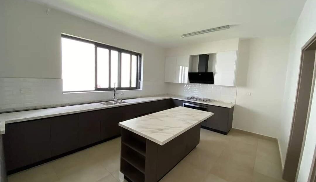 5 BedroomS + 2 Sq Modern Townhouses For Sale In Lavington, Nairobi