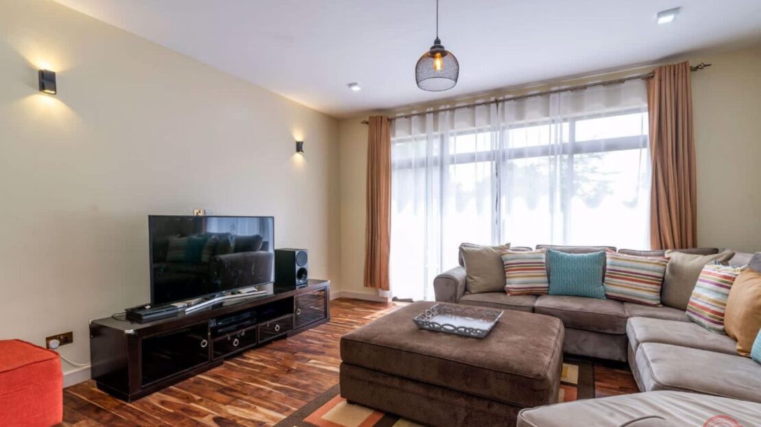Houses For Sale In Karen – Property In Kenya 4 Bedrooms + 2 Staff Quarters, Nairobi
