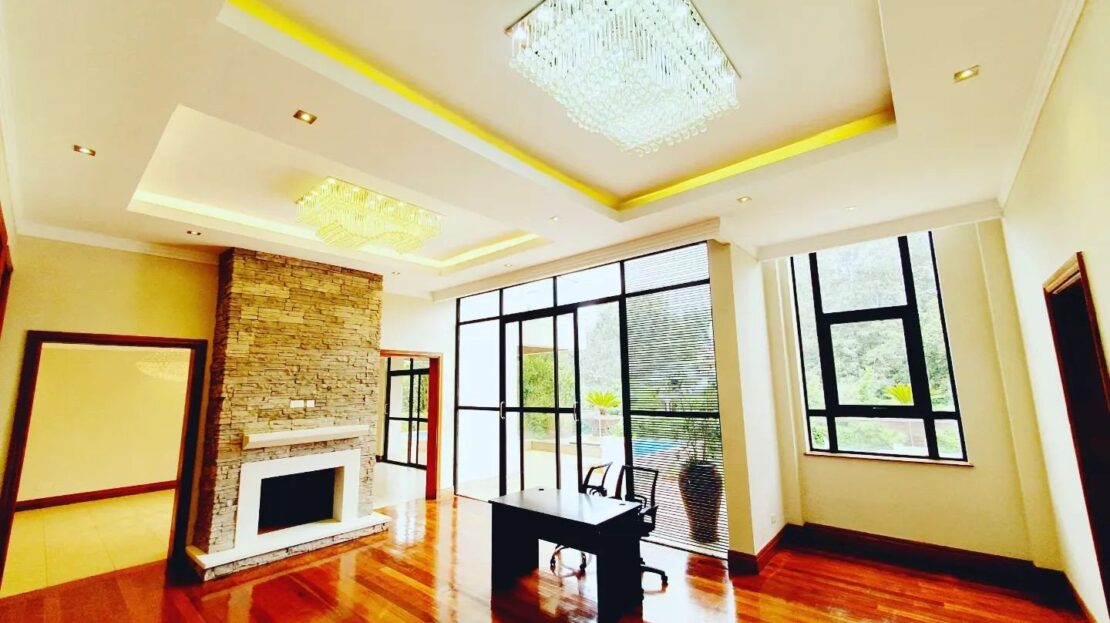 Luxurious 5 Bedrooms + 2 DSQs Villa Of 470 Sqm TO LET In Karen., Nairobi