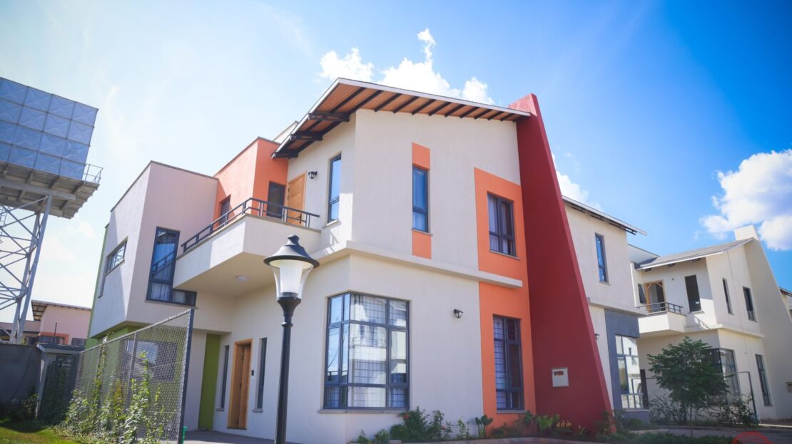 Langata New 4 Bedrooms All Ensuite Townhouses With DSQ for Sale in Nairobi