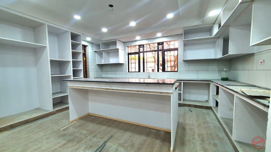 5 Bedrooms Villas For Sale In Ongata Rongai For Sale Sitting On Big 1/8 Acre Land., Ongata Rongai, Kajiado North > Rimp...