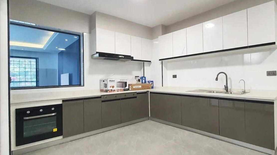 Exclusive, Modern 3 & 4 Bedroom Apartment All Ensuite With A DSQ For Sale In Kileleshwa., Nairobi