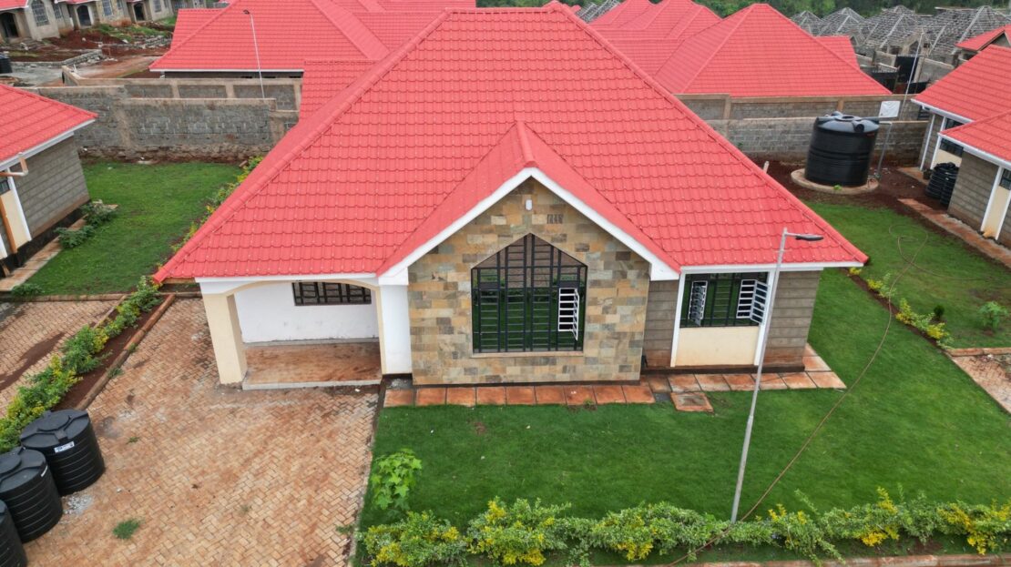 Juja Grove and Mang'u Grove Bungalow, Land, Maisonettes for Sale in Nairobi