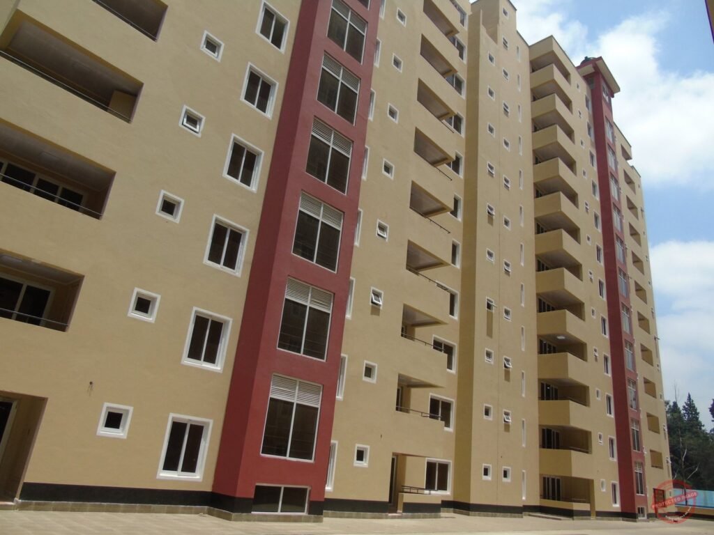 Kings Sherwood – building and amenities