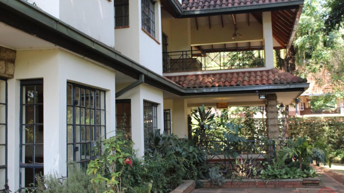 ROSSLYN 5 BEDROOMS HOUSES+ 2SQ HOUSE TO LET, Runda, Nairobi