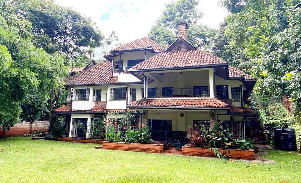 ROSSLYN 5 BEDROOMS HOUSES+ 2SQ HOUSE TO LET, Runda, Nairobi