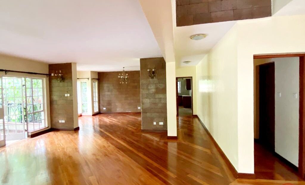 ROSSLYN 5 BEDROOMS HOUSES+ 2SQ HOUSE TO LET, Runda, Nairobi