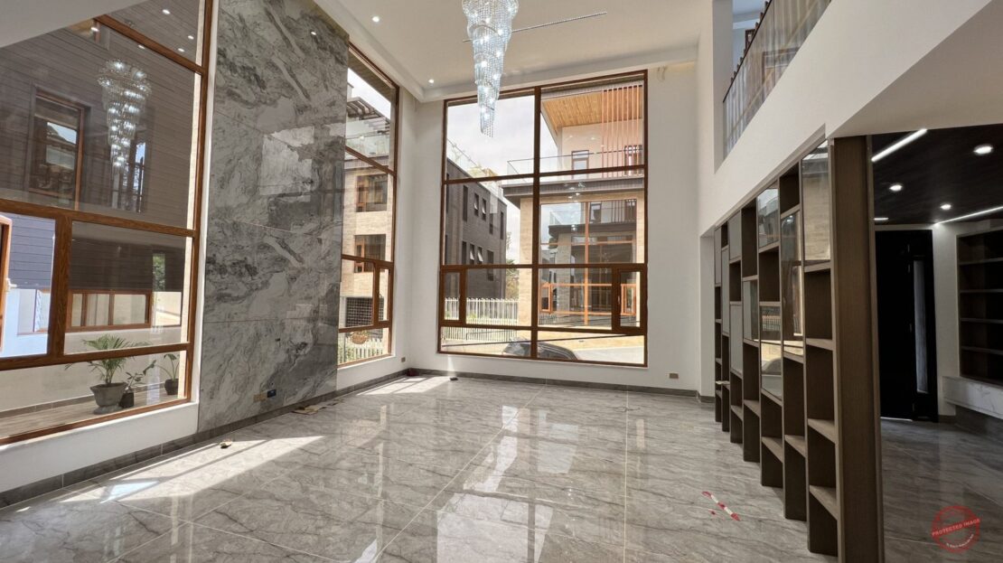 Fully Furnished 6 Bedrooms + Dsq 670 Sqm Villa For Sale In Lavington, Nairobi
