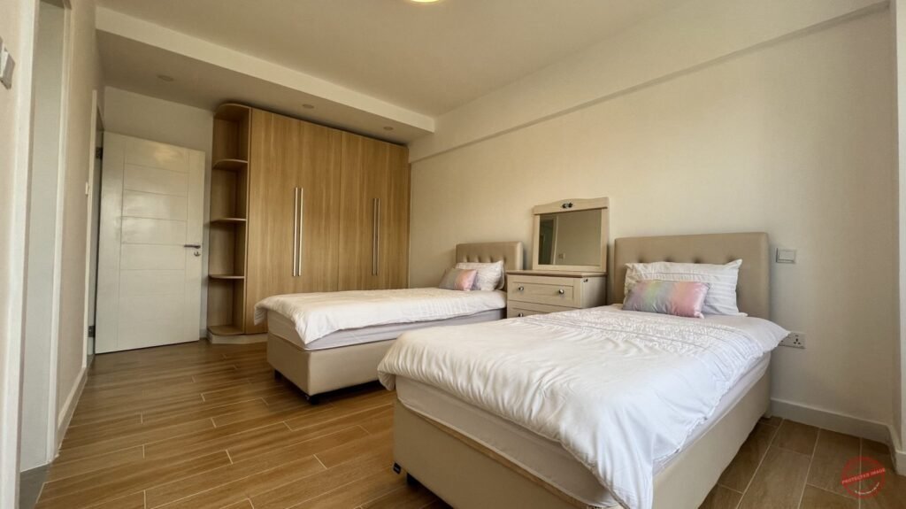 West Peak Apartments photo 4