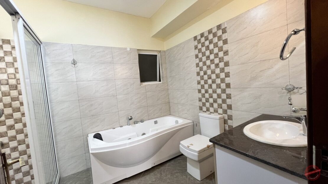 Modern 3-Bedroom All En-Suite Plus DSQ (232.5 Sqm) Apartment For Sale In Kileleshwa., Nairobi