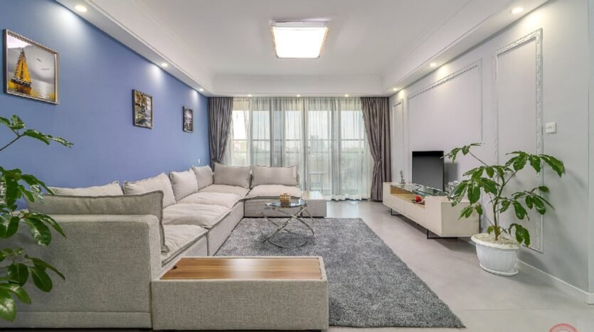 Sir Francis Zanzi court apartment