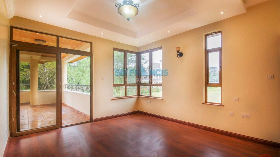 5 Bedrooms Villas For Sale In Karen, Sitting On 1 Acre, Nairobi