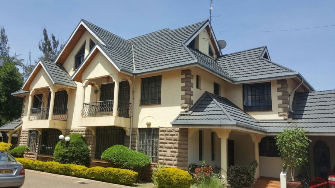 5 BEDROOM WITH DSQ TOWNHOUSE FOR SALE IN LAVINGTON KAPUTEI GARDENS AT, Kileleshwa, Nairobi