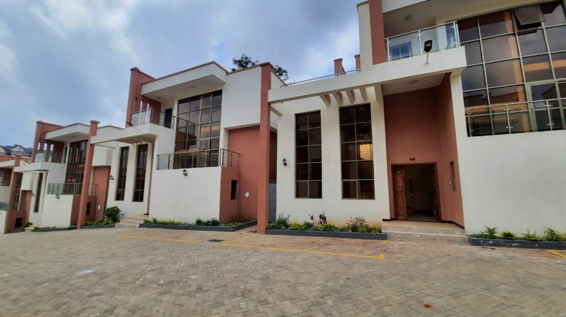 New 5 Bedrooms + Sq Townhouse FOR SALE In Lavington, Nairobi