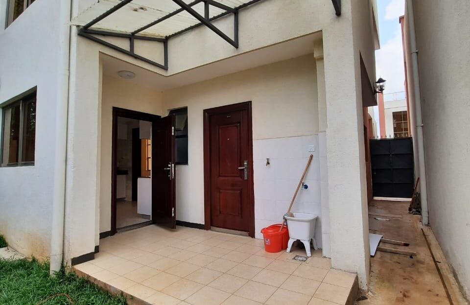 New 5 Bedrooms + Sq Townhouse FOR SALE In Lavington, Nairobi