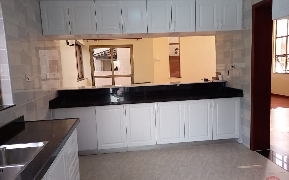 New 5 Bedrooms + Sq Townhouse FOR SALE In Lavington, Nairobi