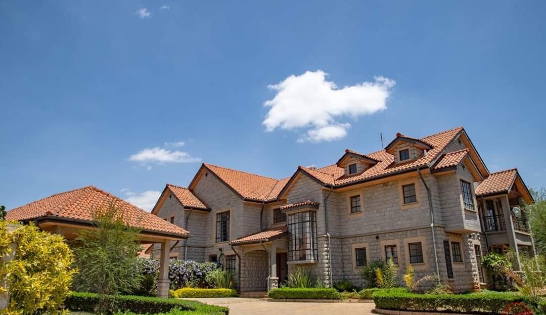 New 4 Bedrooms + Sq 543 Sqm Houses FOR SALE In KAREN., Nairobi