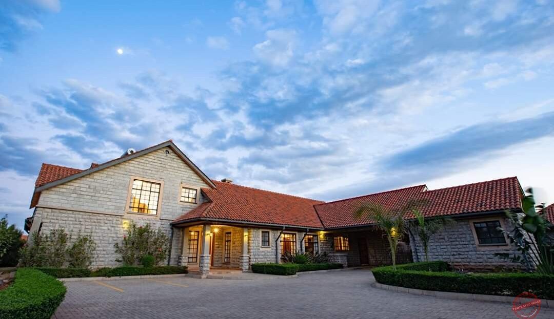 New 4 Bedrooms + Sq 543 Sqm Houses FOR SALE In KAREN., Nairobi