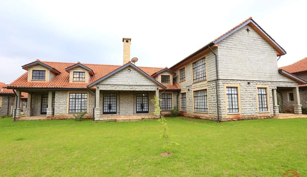 New 4 Bedrooms + Sq 543 Sqm Houses FOR SALE In KAREN., Nairobi