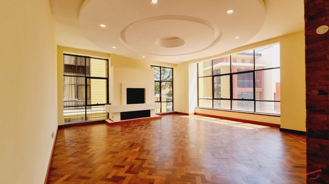 5 BEDROOMS + 2 DSQs VILLAS FOR SALE IN LAVINGTON, Nairobi