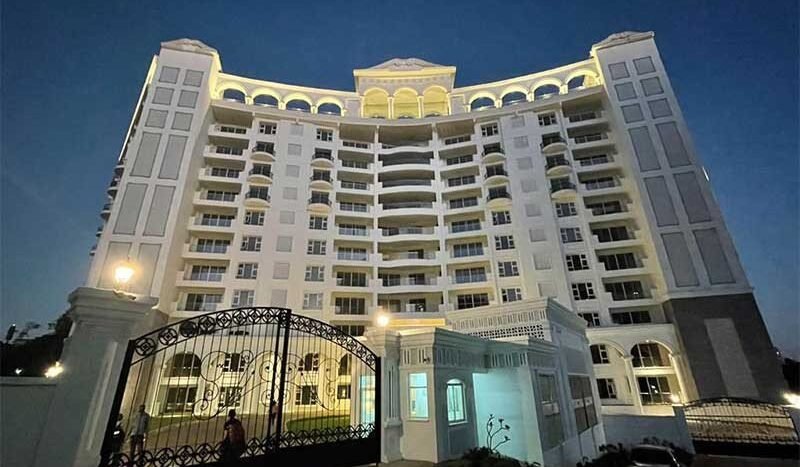 The Colosseum Residences sir francis consultants