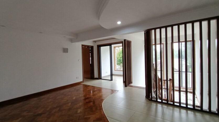 Townhouses For Sale in Lavington