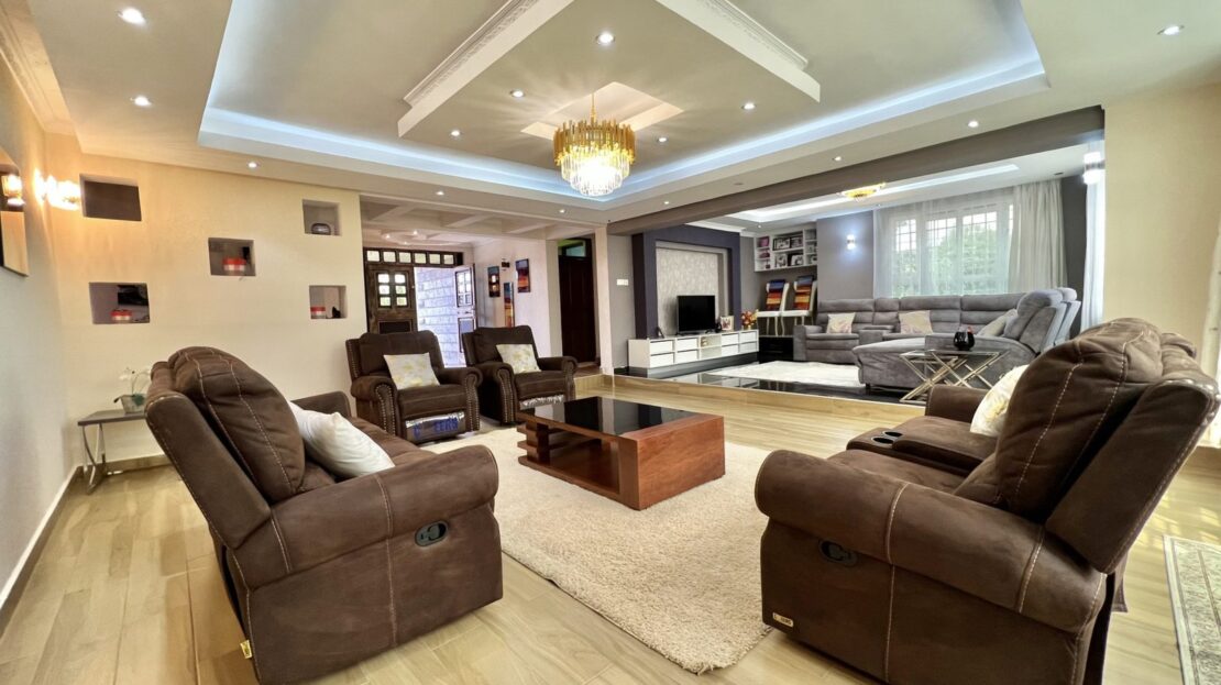 Contemporary 5 Bedroom House For Sale In Syokimau, Along Katani Rd., Machakos County > Syokimau, Nairobi