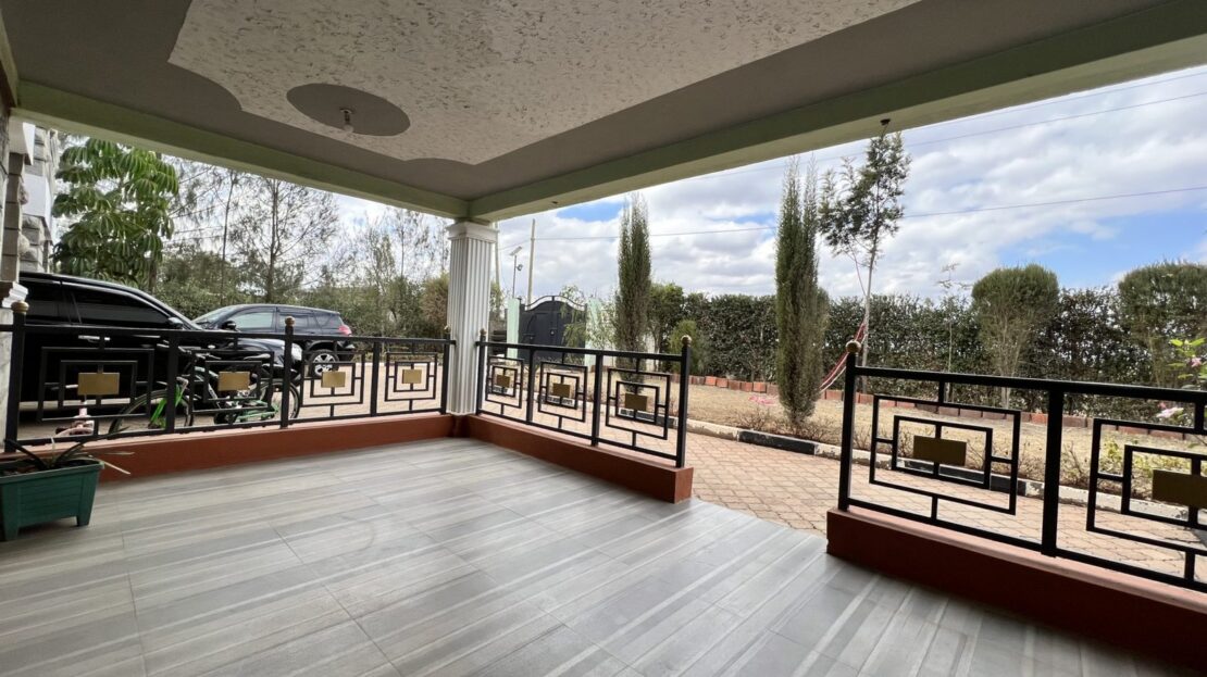 Contemporary 5 Bedroom House For Sale In Syokimau, Along Katani Rd., Machakos County > Syokimau, Nairobi