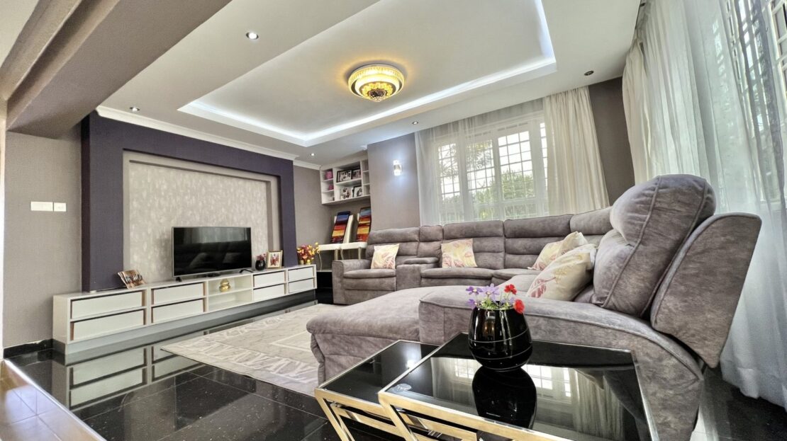 Contemporary 5 Bedroom House For Sale In Syokimau, Along Katani Rd., Machakos County > Syokimau, Nairobi