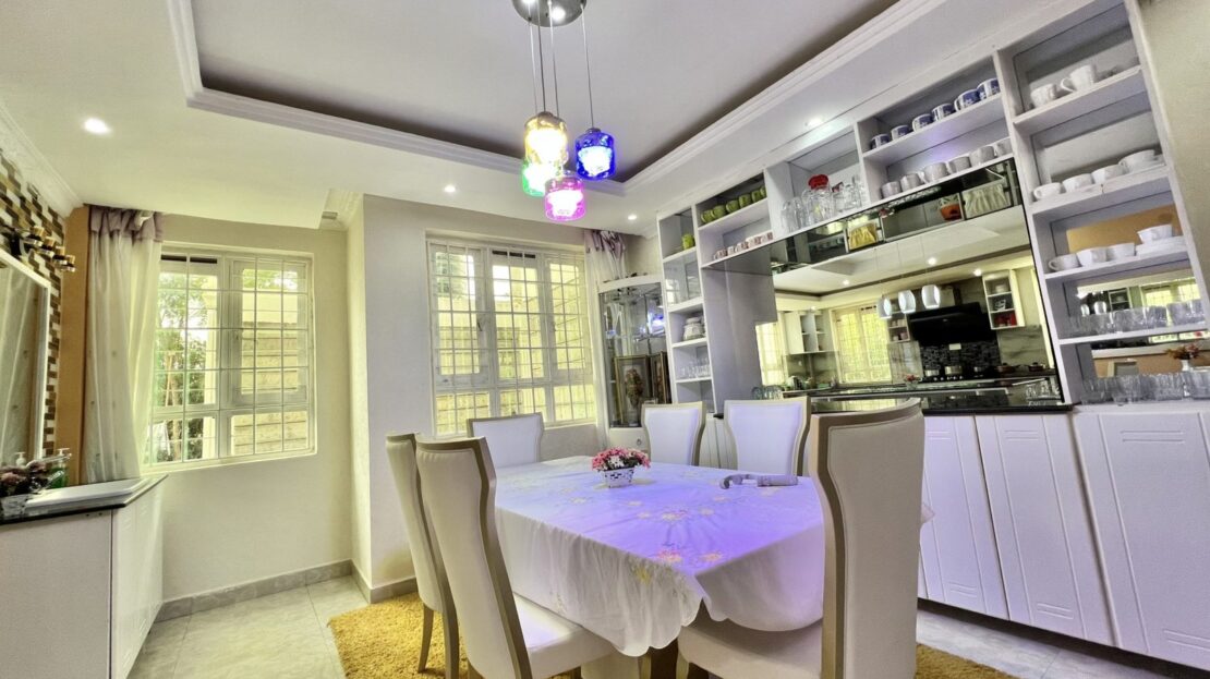 Contemporary 5 Bedroom House For Sale In Syokimau, Along Katani Rd., Machakos County > Syokimau, Nairobi