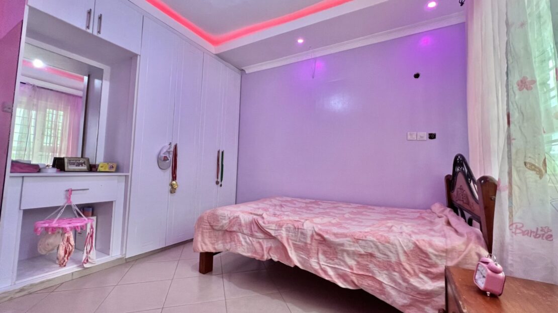 Contemporary 5 Bedroom House For Sale In Syokimau, Along Katani Rd., Machakos County > Syokimau, Nairobi